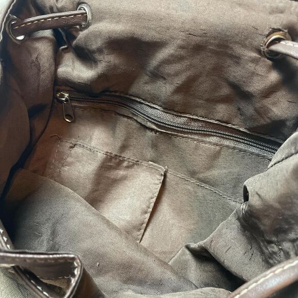 realtree y2k brown and green camo buckle medium sized book bag - Picture 8 of 8